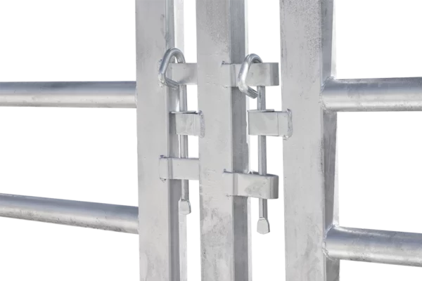 Galvanized Cattle Sweep System P-Pins Alley